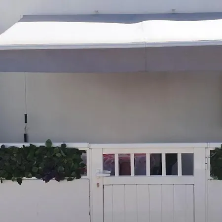 Gibshouse Megan Puerto del Carmen (Lanzarote)