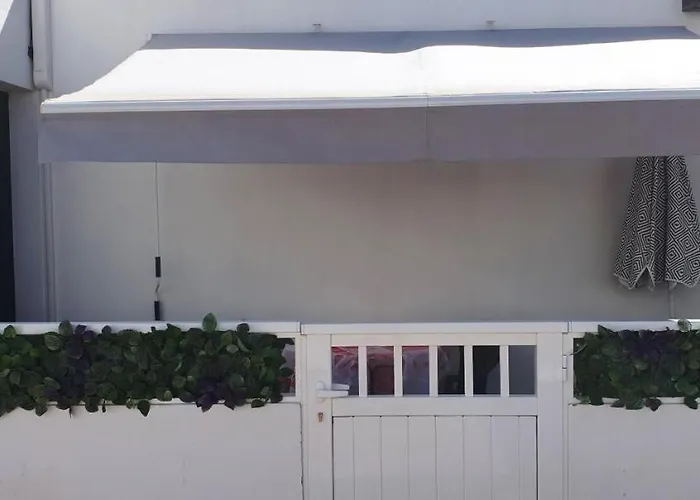 Gibshouse Megan Puerto del Carmen (Lanzarote)